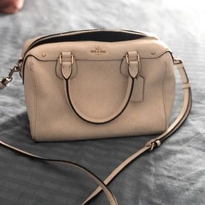 Coach crossgrain leather Bennett purse